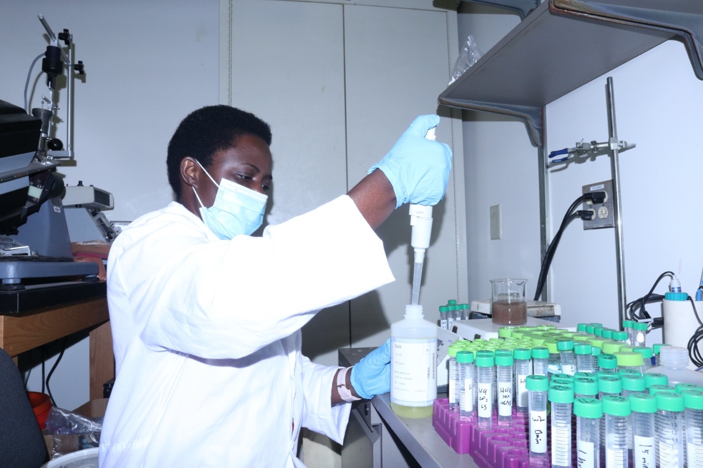 Jeanne Pauline Munganyika at WPI laboratory.