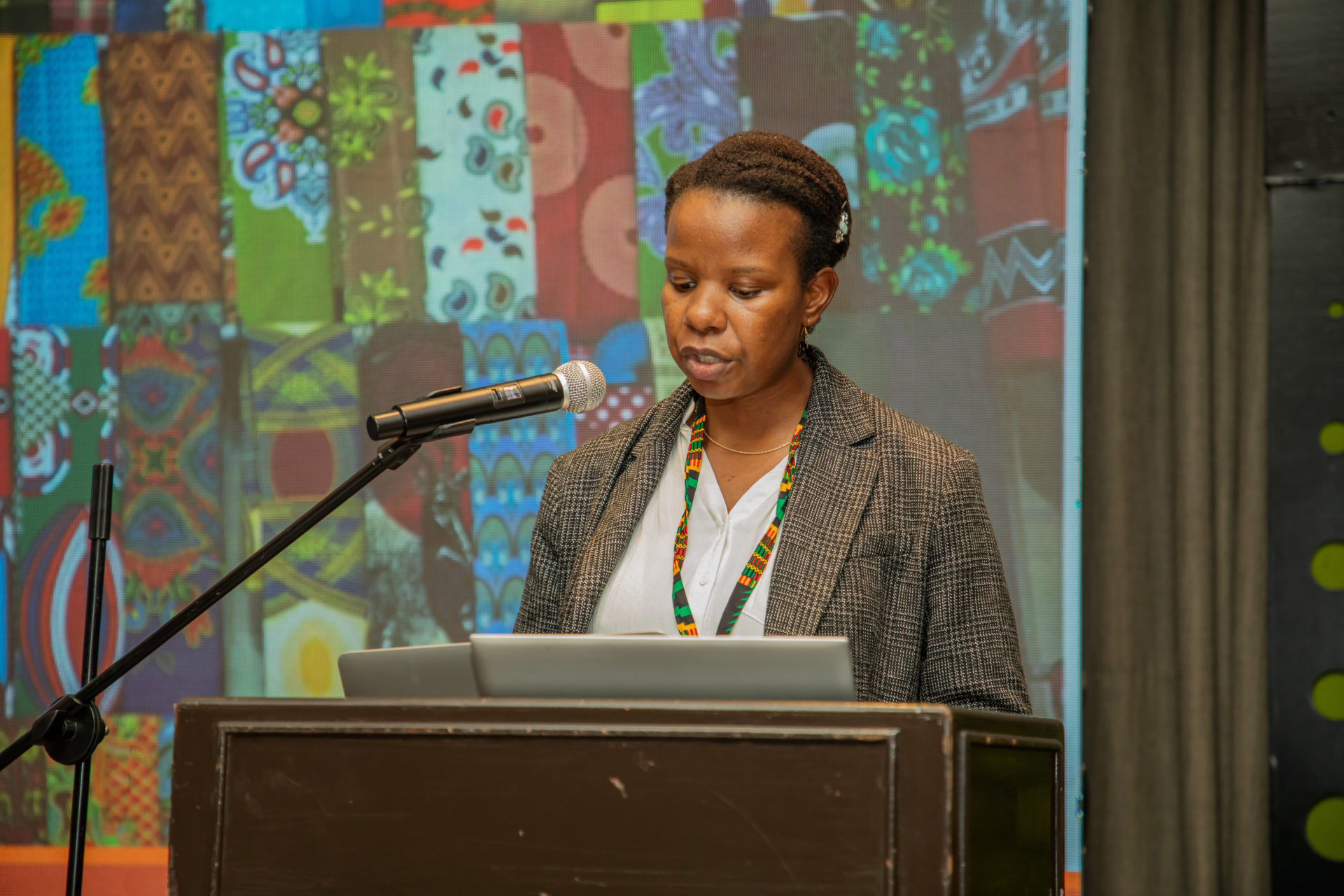 Dr Raquel Matavele Chisumba making her closing remarks. Photo/Nelia Cruz